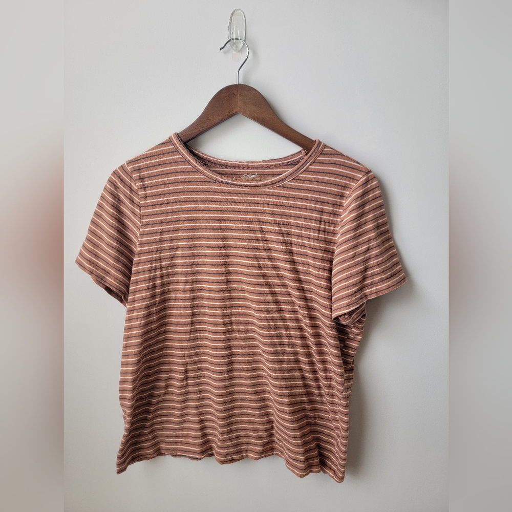Medium Universal Threads Cotton T-Shirt